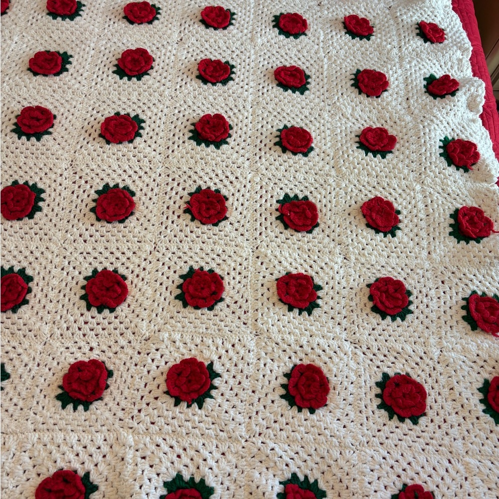 Crochet Blanket with Red Rose Pattern